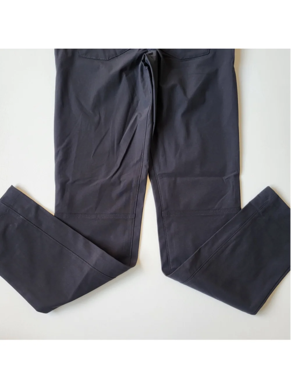 Men's All in Motion Stretchy Tapered Pants – Black – Size 32x34 – NWT